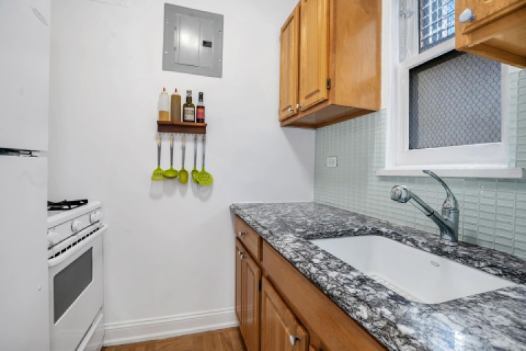 166 East 35th Street 5H Photo-5