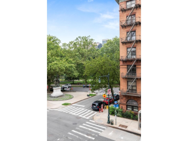 340 Manhattan Avenue 3S Photo-6