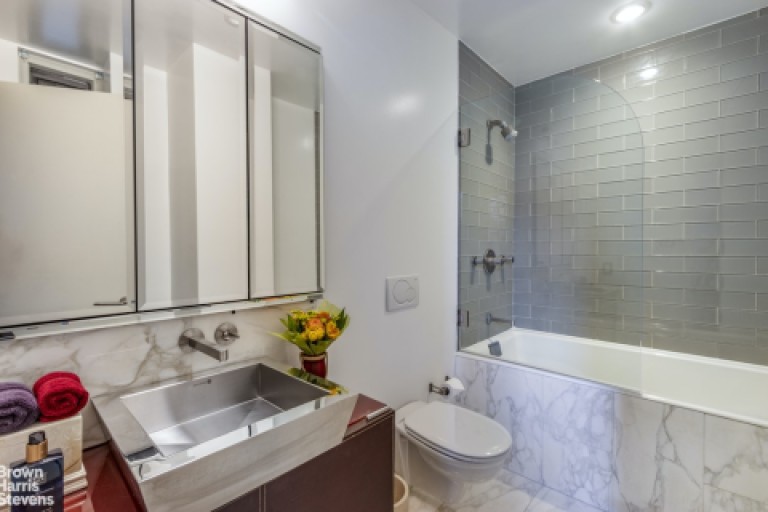 1349 Lexington Avenue 6E Photo-4