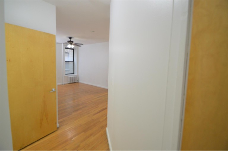 3810 Broadway 2C Photo-14