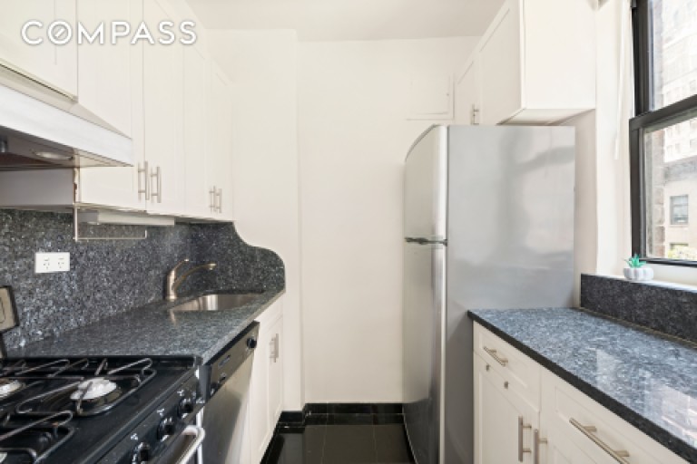 30 East 37th Street 6G Photo-5