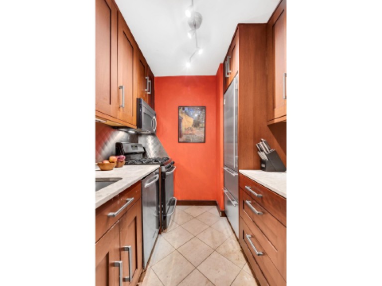 245 East 93rd Street 25F Photo-2