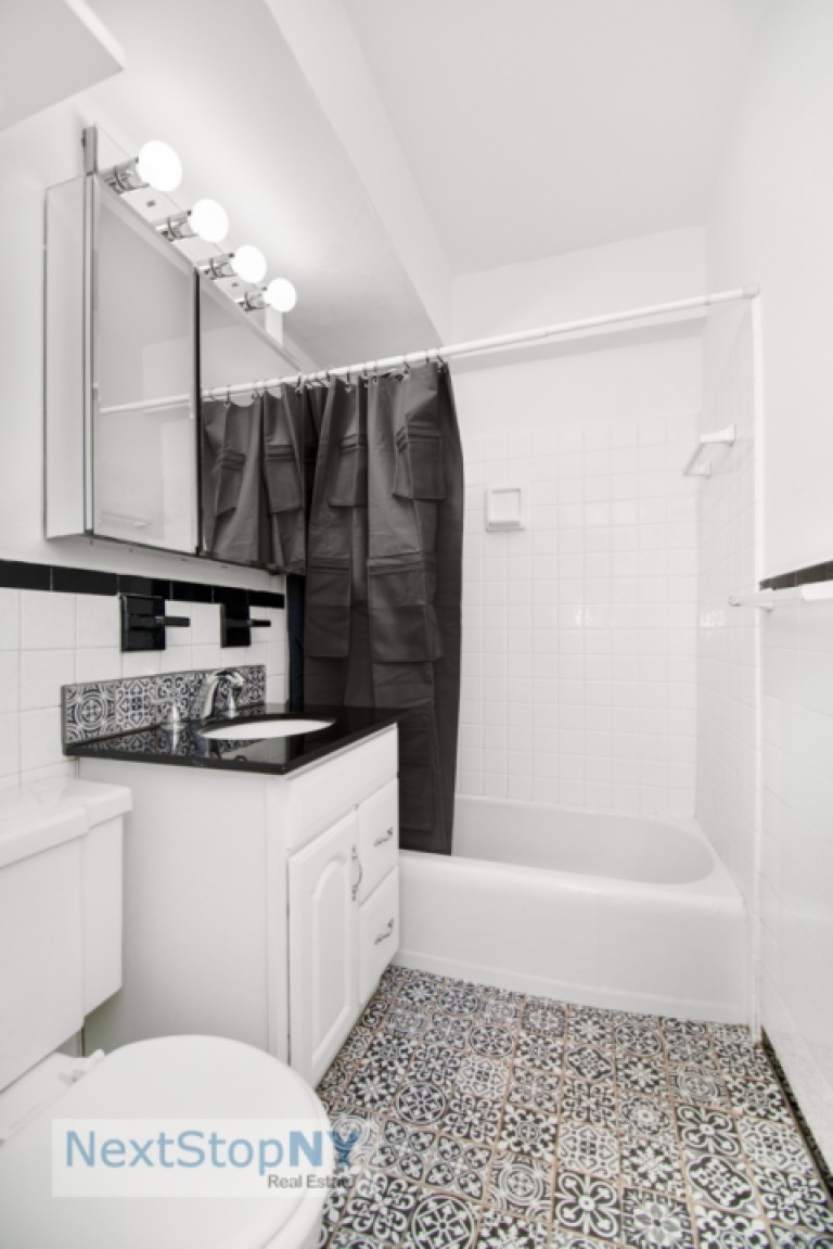 153 East 57th Street 7J Photo-2