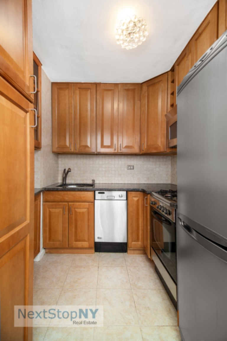 153 East 57th Street 7J Photo-3