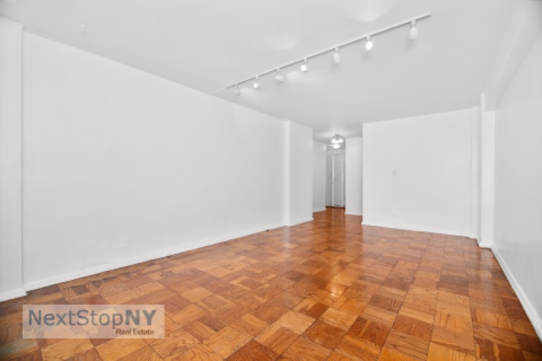 153 East 57th Street 7J Photo-6