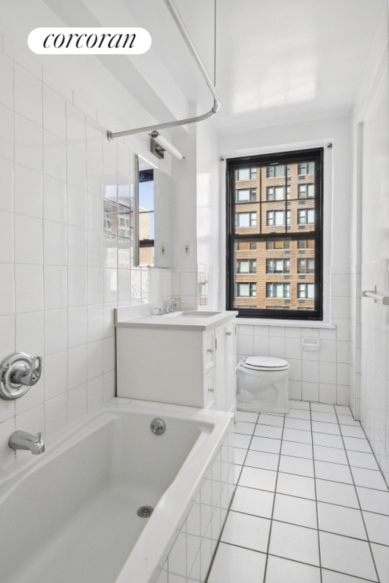 172 West 79th Street 7B Photo-4