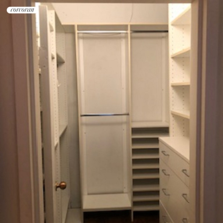 529 West 42nd Street 2K Photo-11