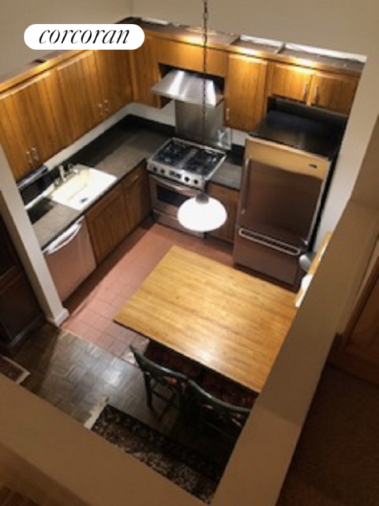 529 West 42nd Street 2K Photo-15