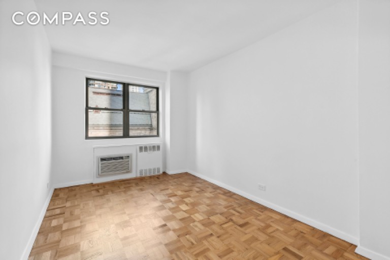 30 West 60th Street 12N Photo-5