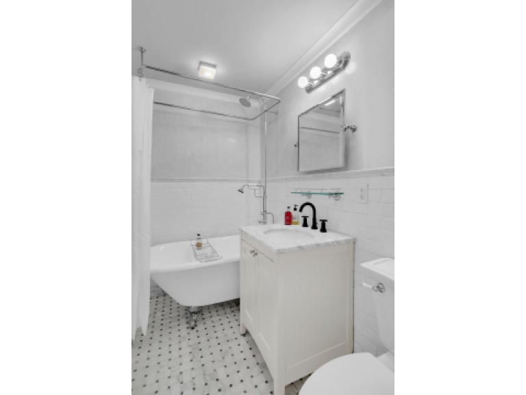 415 East 52nd Street 4BB Photo-9