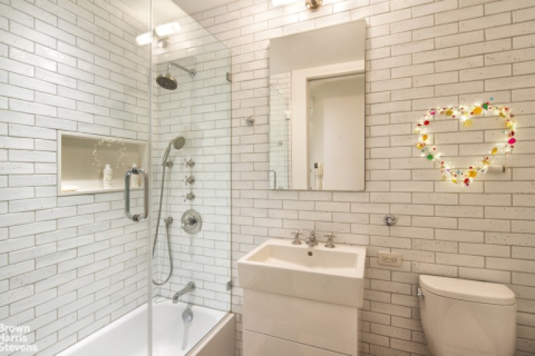 25 West 71st Street 2/3 Photo-11