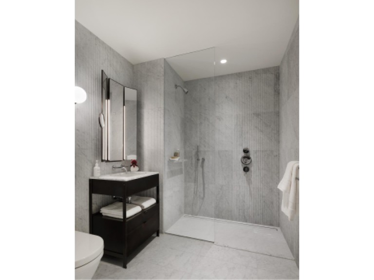 135 East 47th Street 14D Photo-4