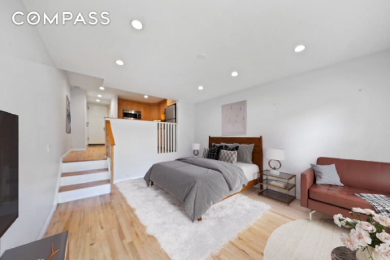 211 Thompson Street 5L Photo-1