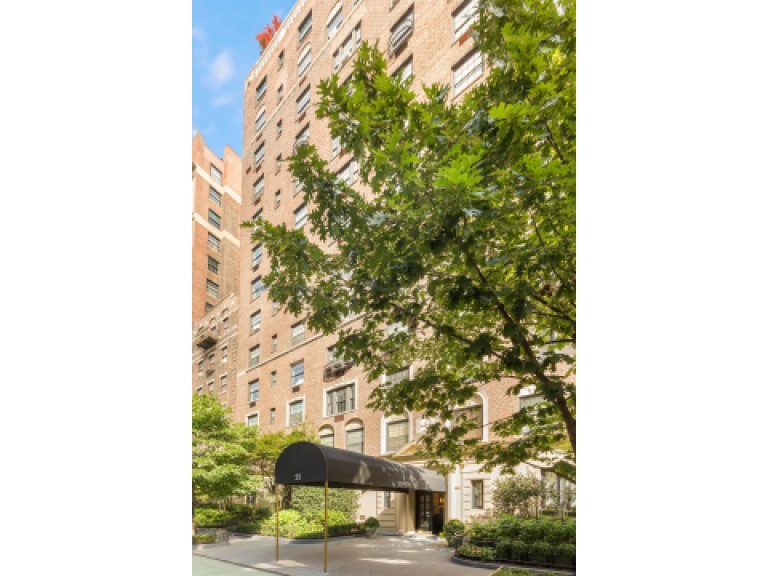 25 Fifth Avenue 6E Photo-10