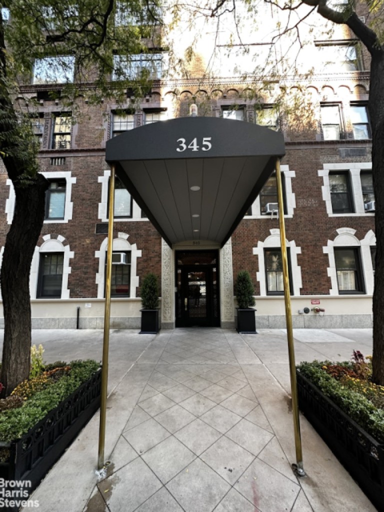 345 East 57th Street 7D Photo-11